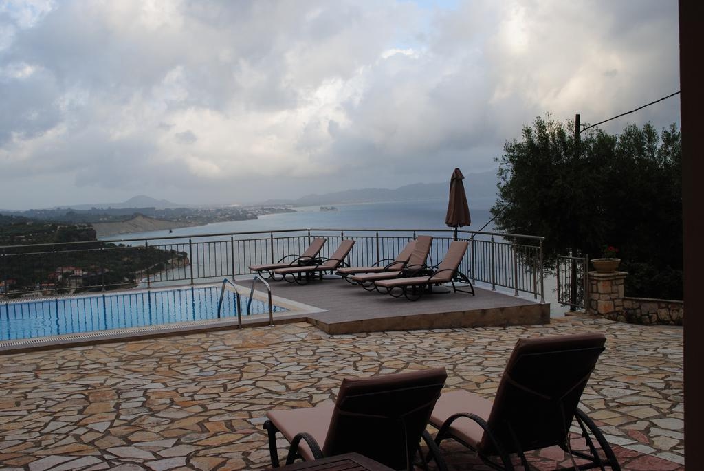 Villa Eora Keri Exterior photo
